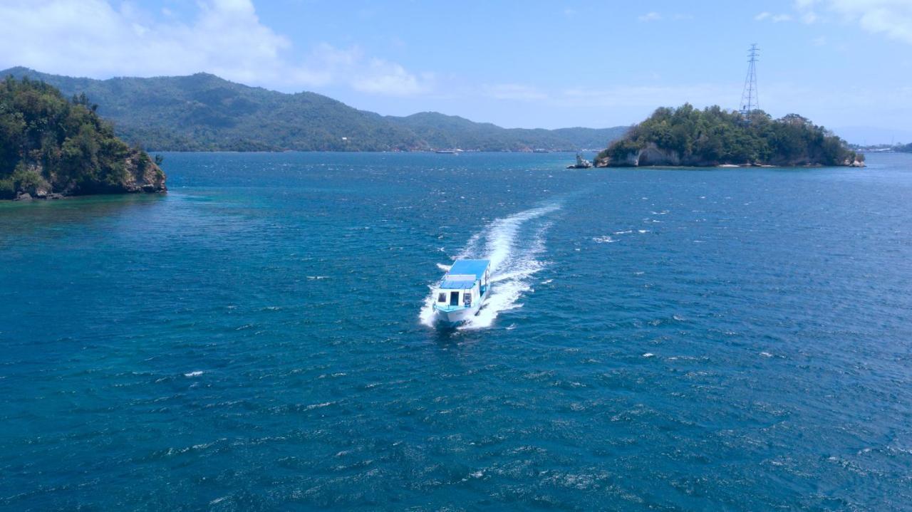 White Sands Beach Resort Lembeh 비퉁 외부 사진